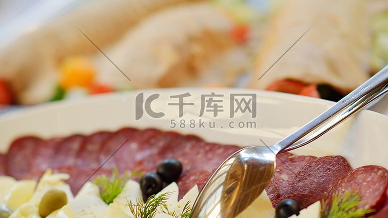 休闲食品批发，价格与价值的平衡之道